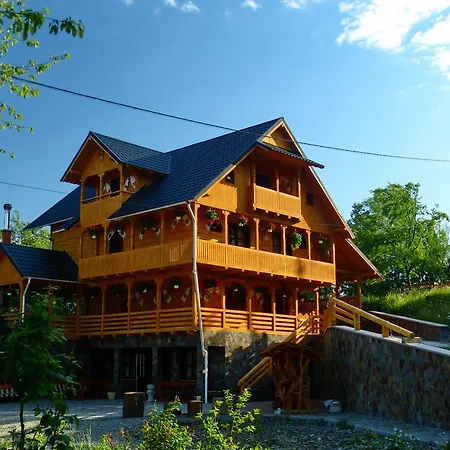 Guest house Casa Moroseneasca Satu Sugatag